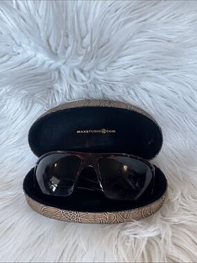 Max Studio Tortoiseshell Sunglasses with Brown Gradient Lenses